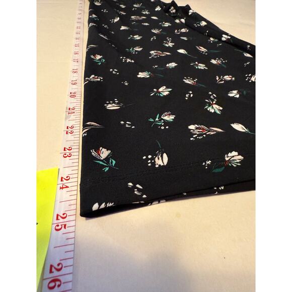 Banana Republic  Floral Tank Top Black Sleeveless Cottagecore Scandi summer chic - Picture 4 of 5